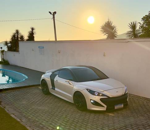 PEUGEOT RCZ 1.6 16V TURBO GASOLINA 2P AUTOMÁTICO PEUGEOT RCZ 1.6 16V TURBO GASOLINA 2P AUTOMÁTICO